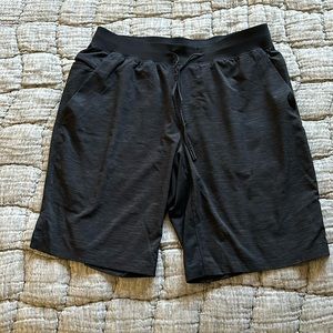 LULULEMON MEN’s SHORT